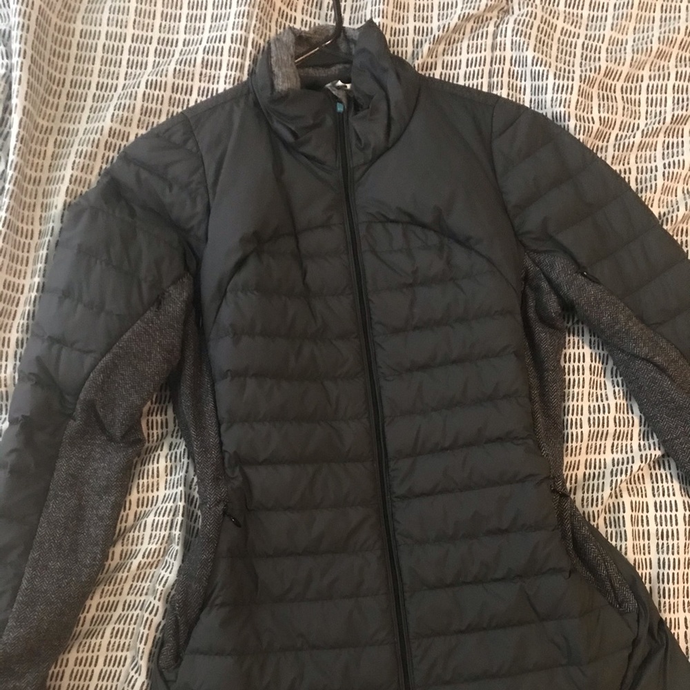 Lululemon women’s down jacket